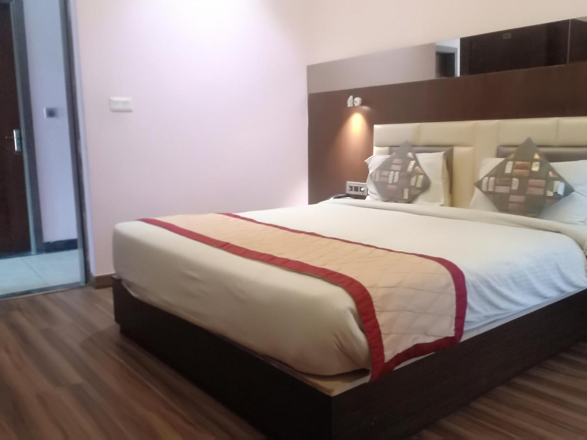Hotel Rudra Vilas Agra  Zewnętrze zdjęcie